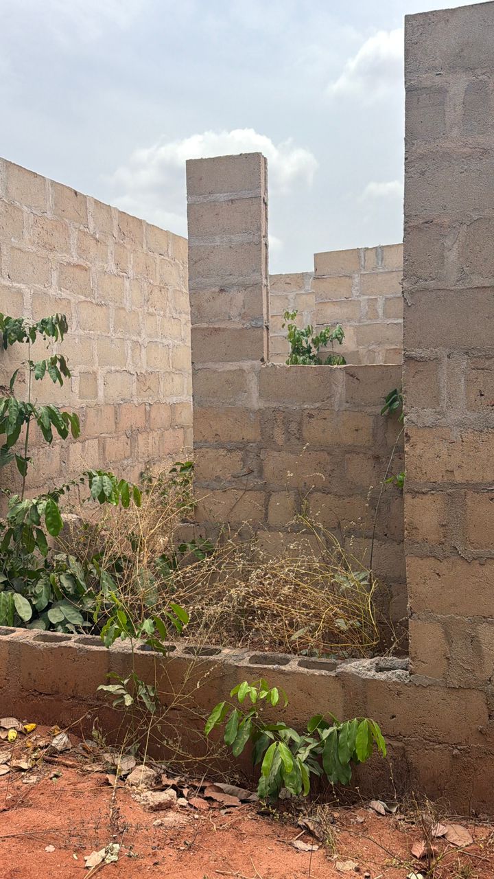 Uncompleted 4-Bedroom Building